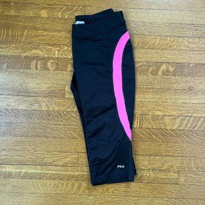 FILA Capri Leggings Size Medium